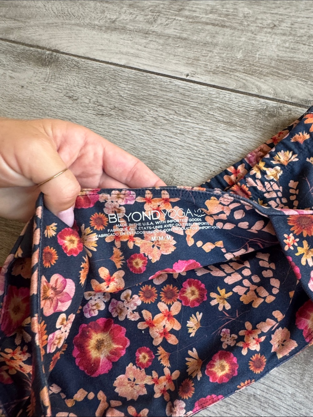 Beyond Yoga Floral set - Picture 4 of 8